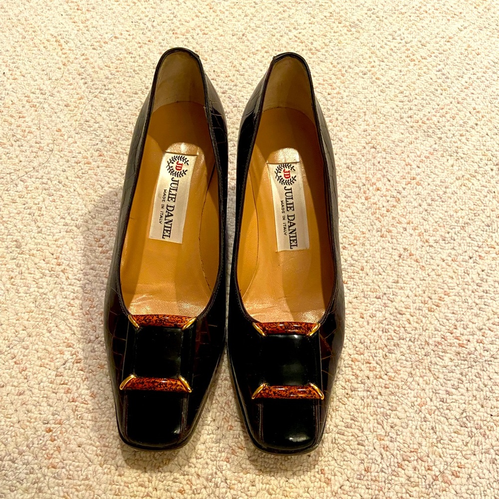 Dark brown with gold patent leather Italy shoes